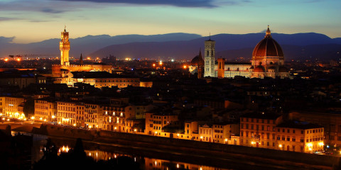 Panorama Firenze al tramonto da piazzale michelangelo