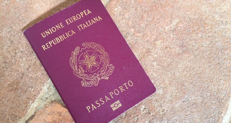 passaporto rinnovo documenti